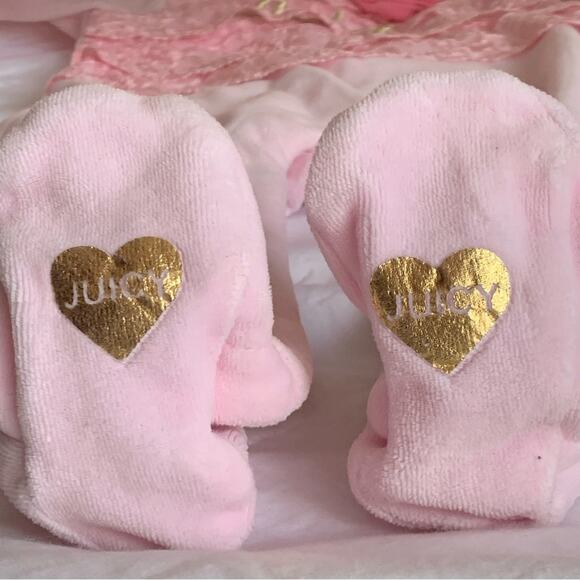 Juicy Couture Warm Plush Pink One Piece Zippered| 3-6 month | Gold Booties - Picture 7 of 12